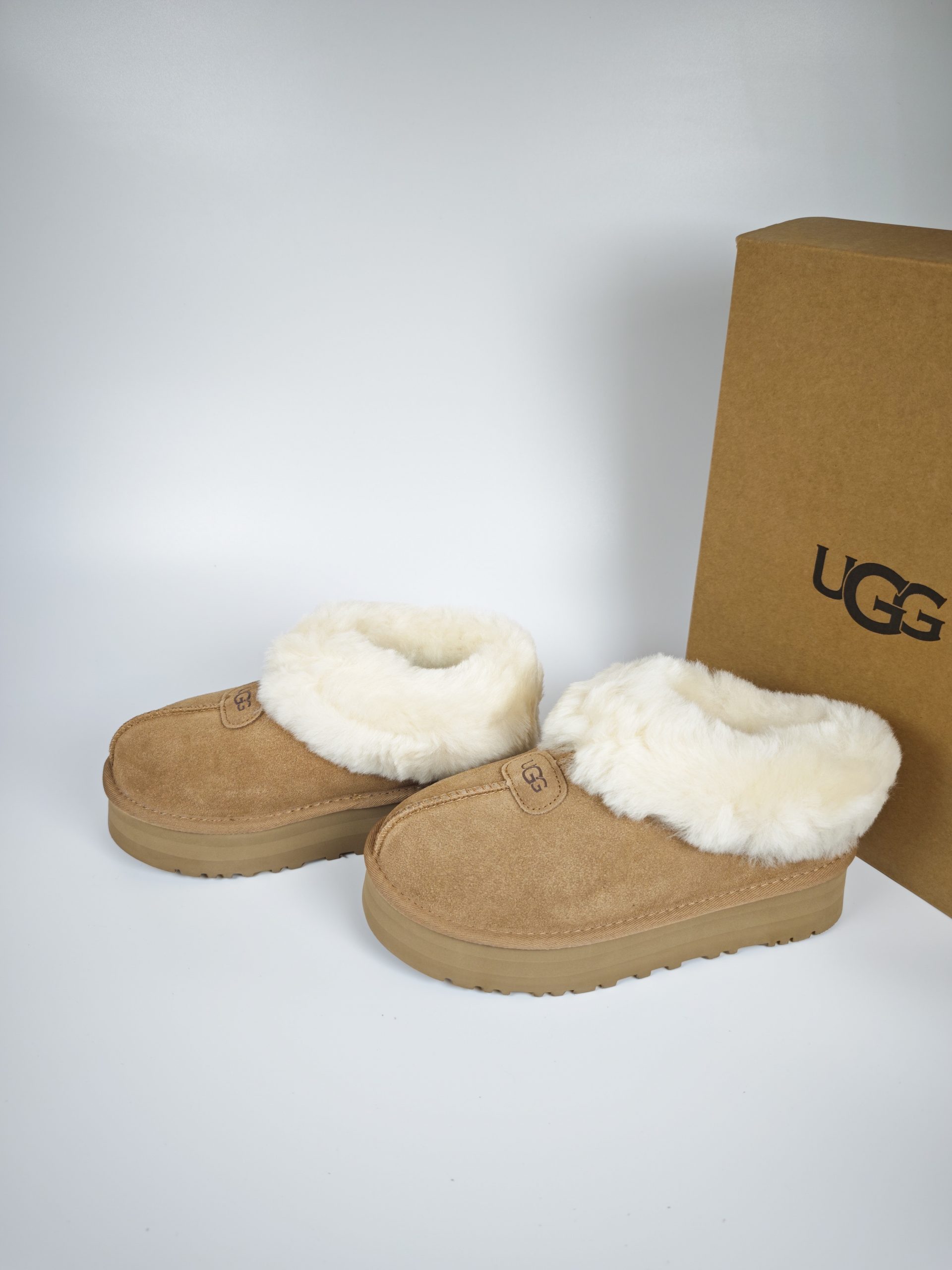 Giày boot UGG cổ lông cừu 5cm - Ảnh 3