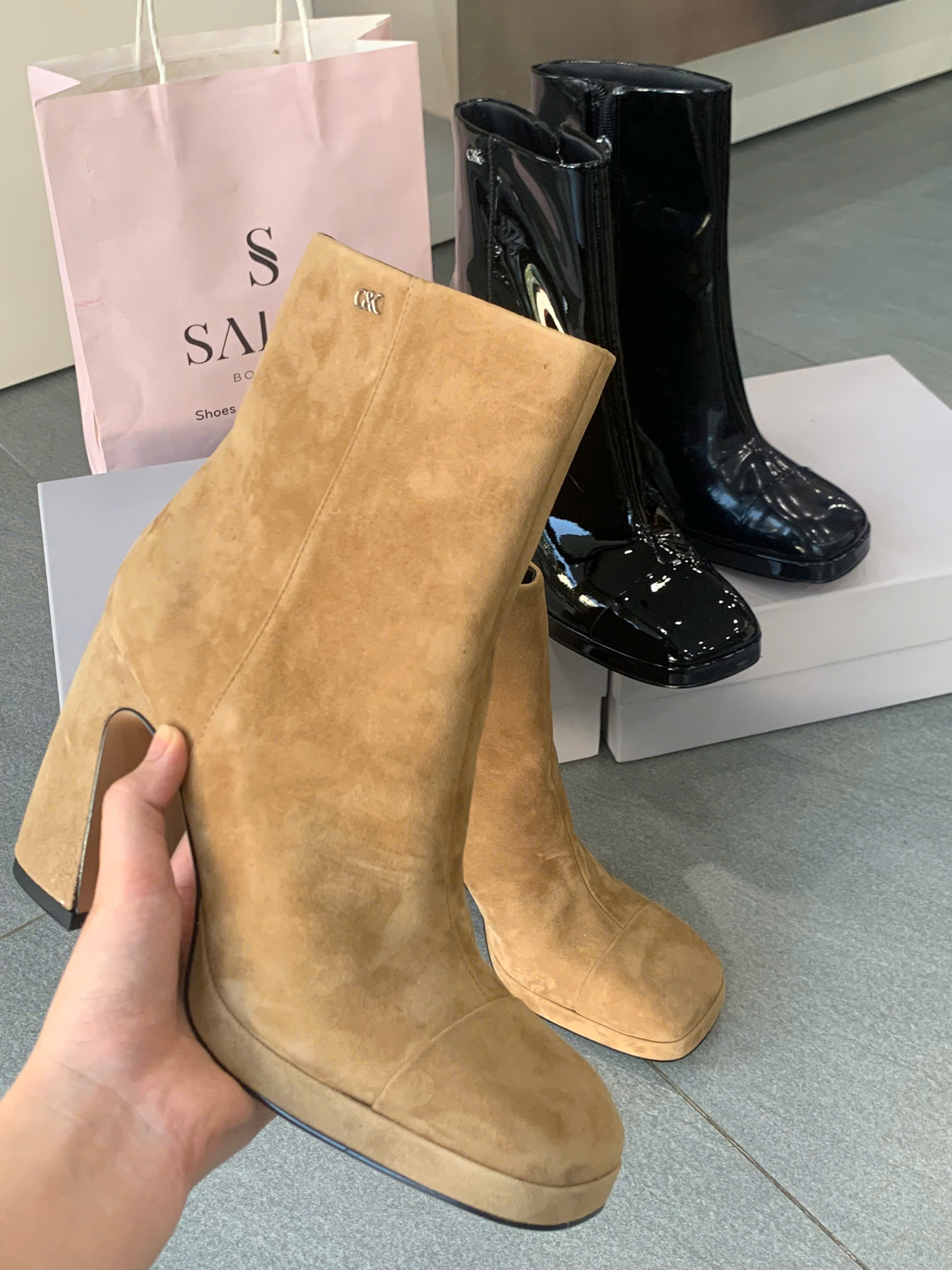 Giày boot CNK cao gót - Ảnh 2