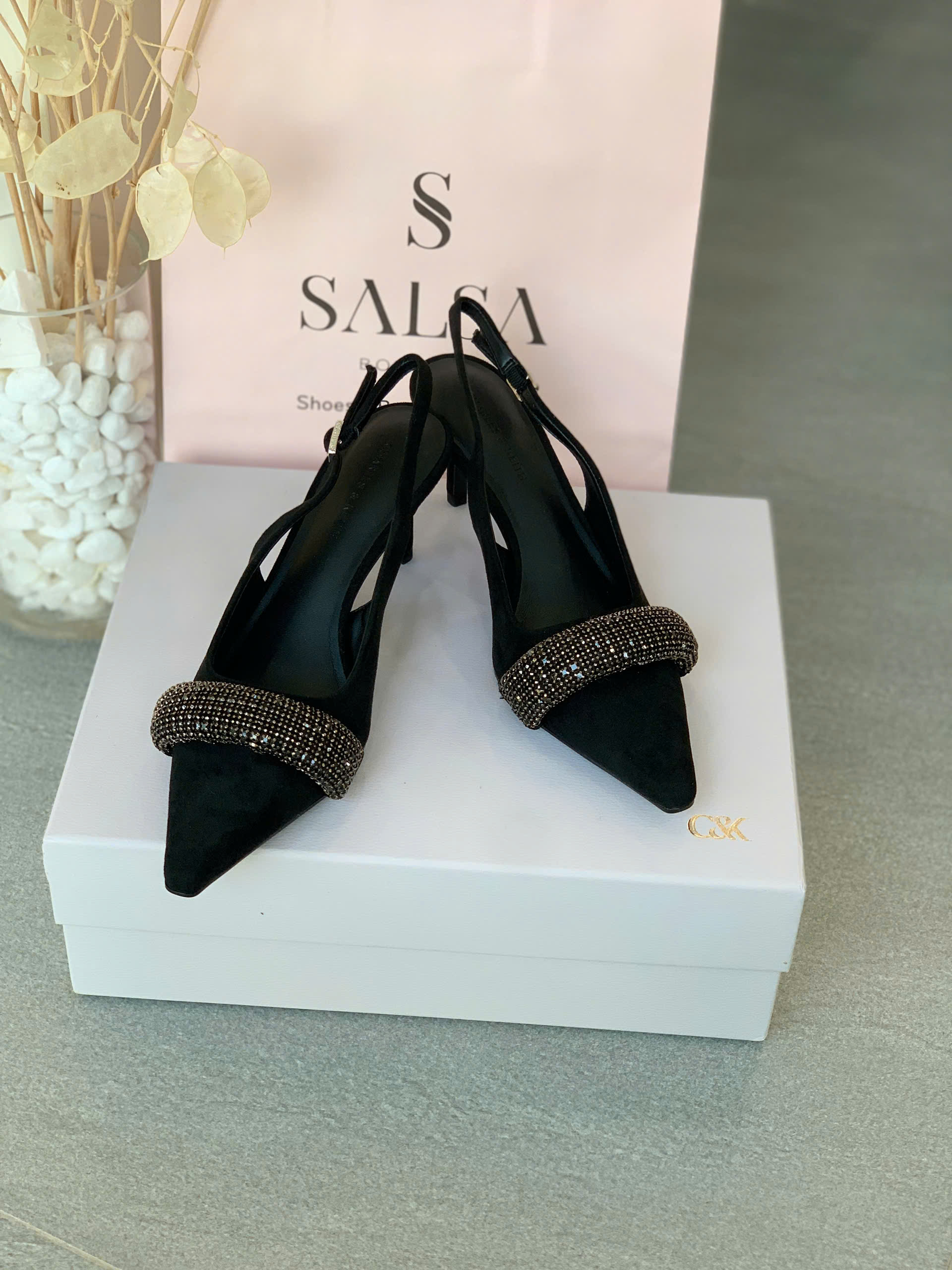 Giày slingback CNK đính đá - Ảnh 3