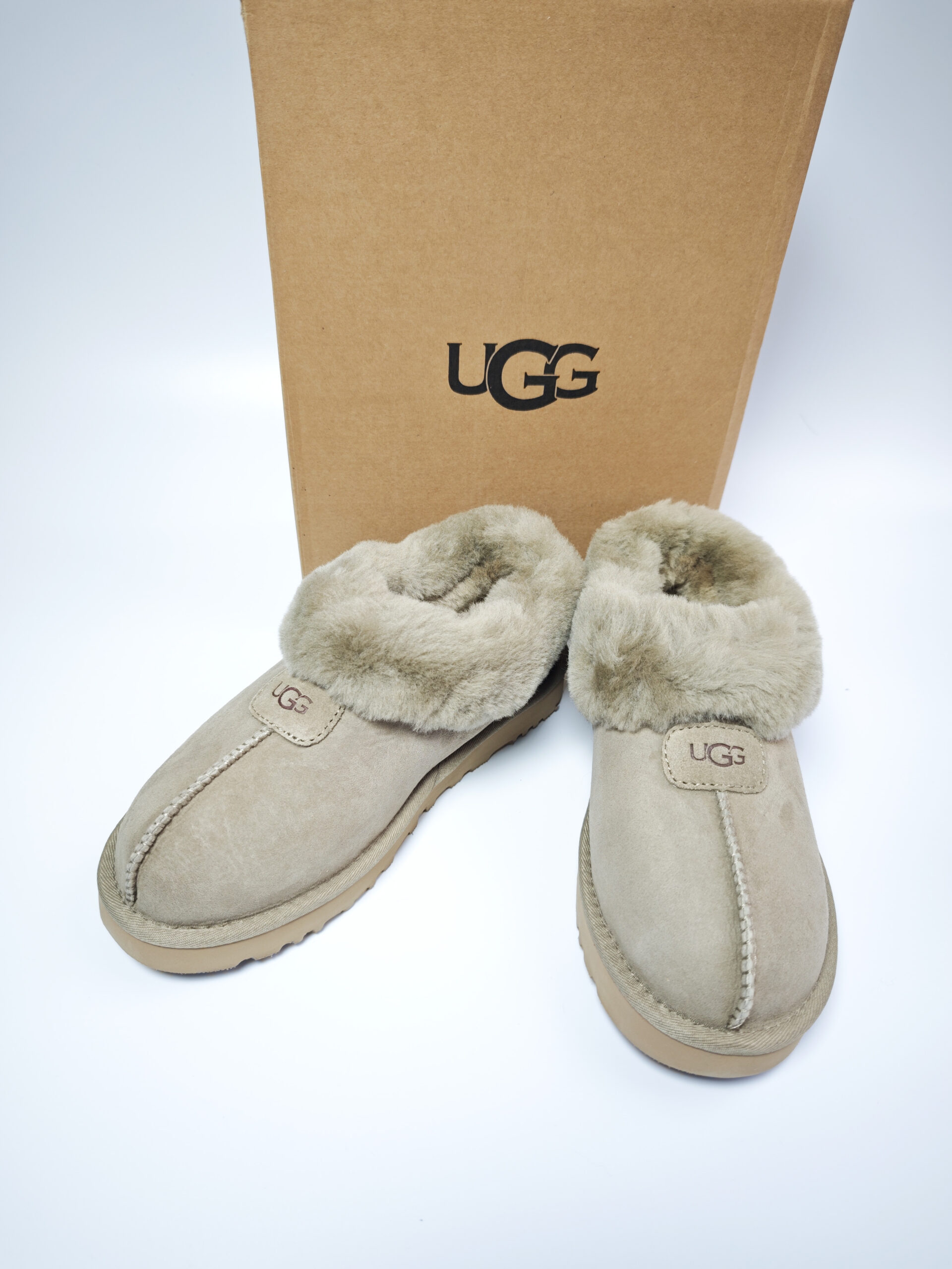 Giày boot UGG bệt cổ lông - Ảnh 4
