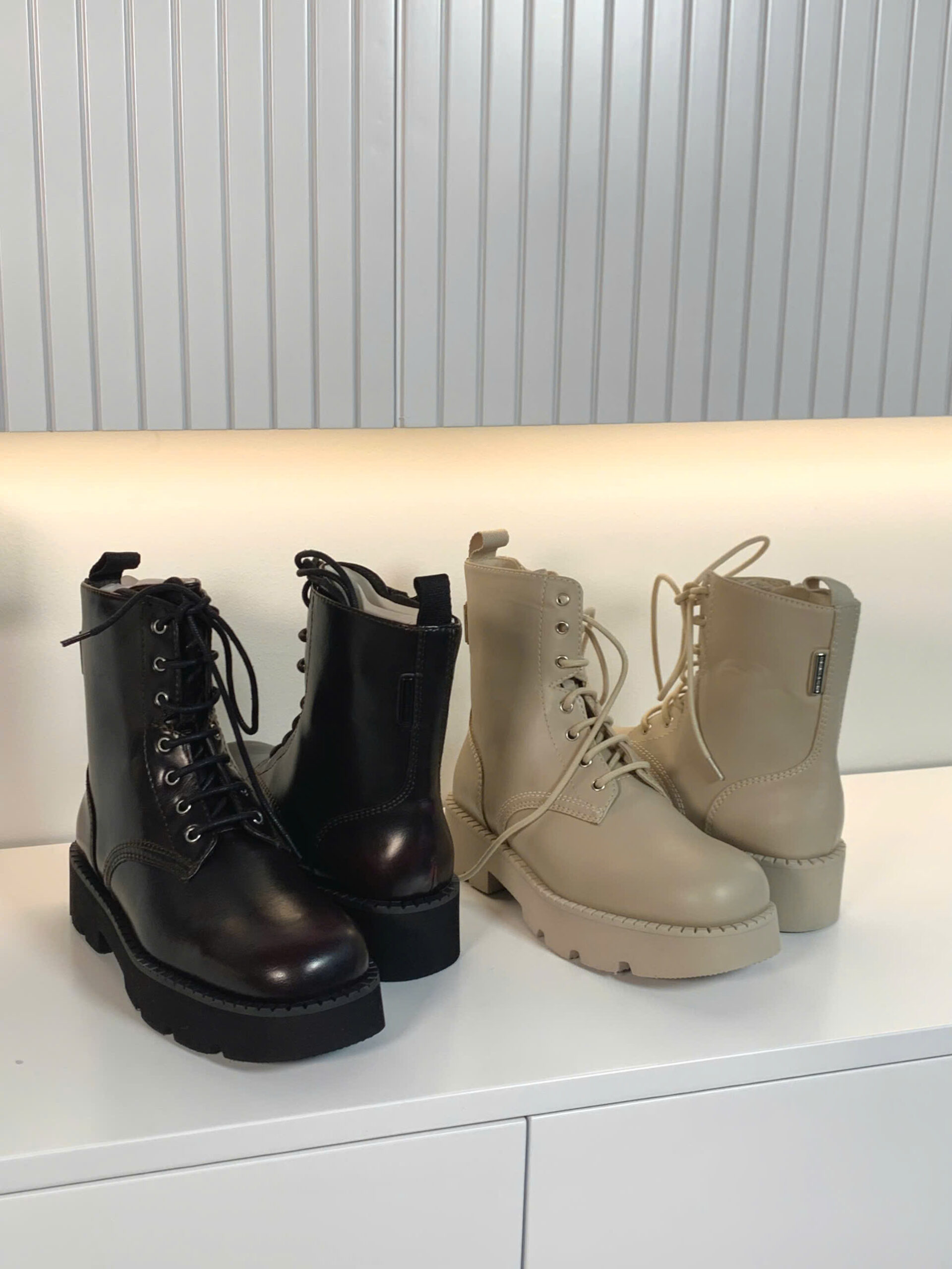 Giày boot CNK cột dây rãnh nổi vuông răng cưa - Ảnh 3