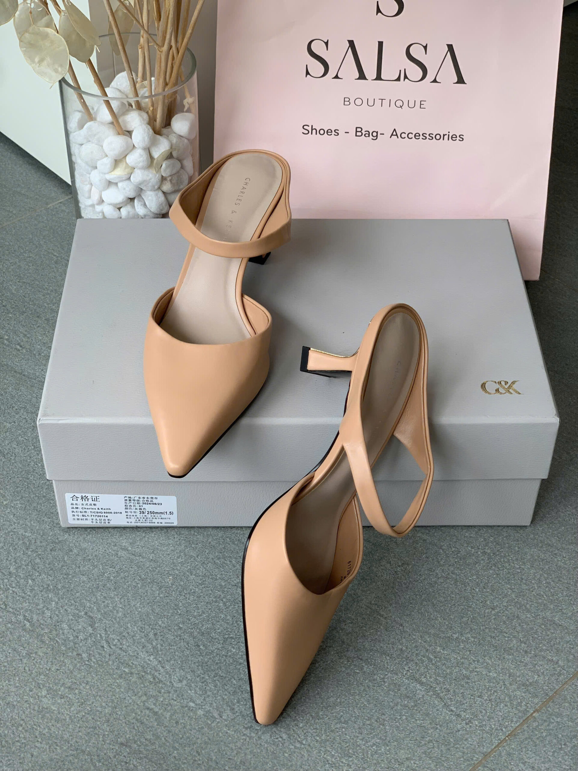 Giày sục CNK quai ngang - Ảnh 4