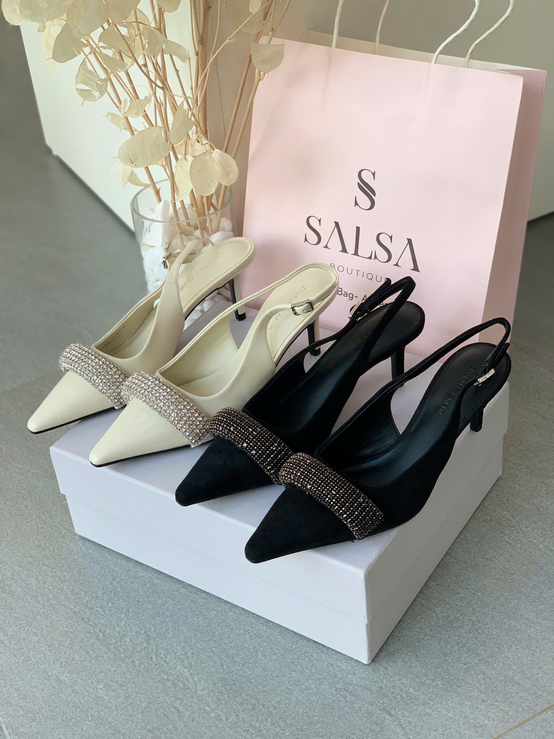 Giày slingback CNK đính đá - Ảnh 2