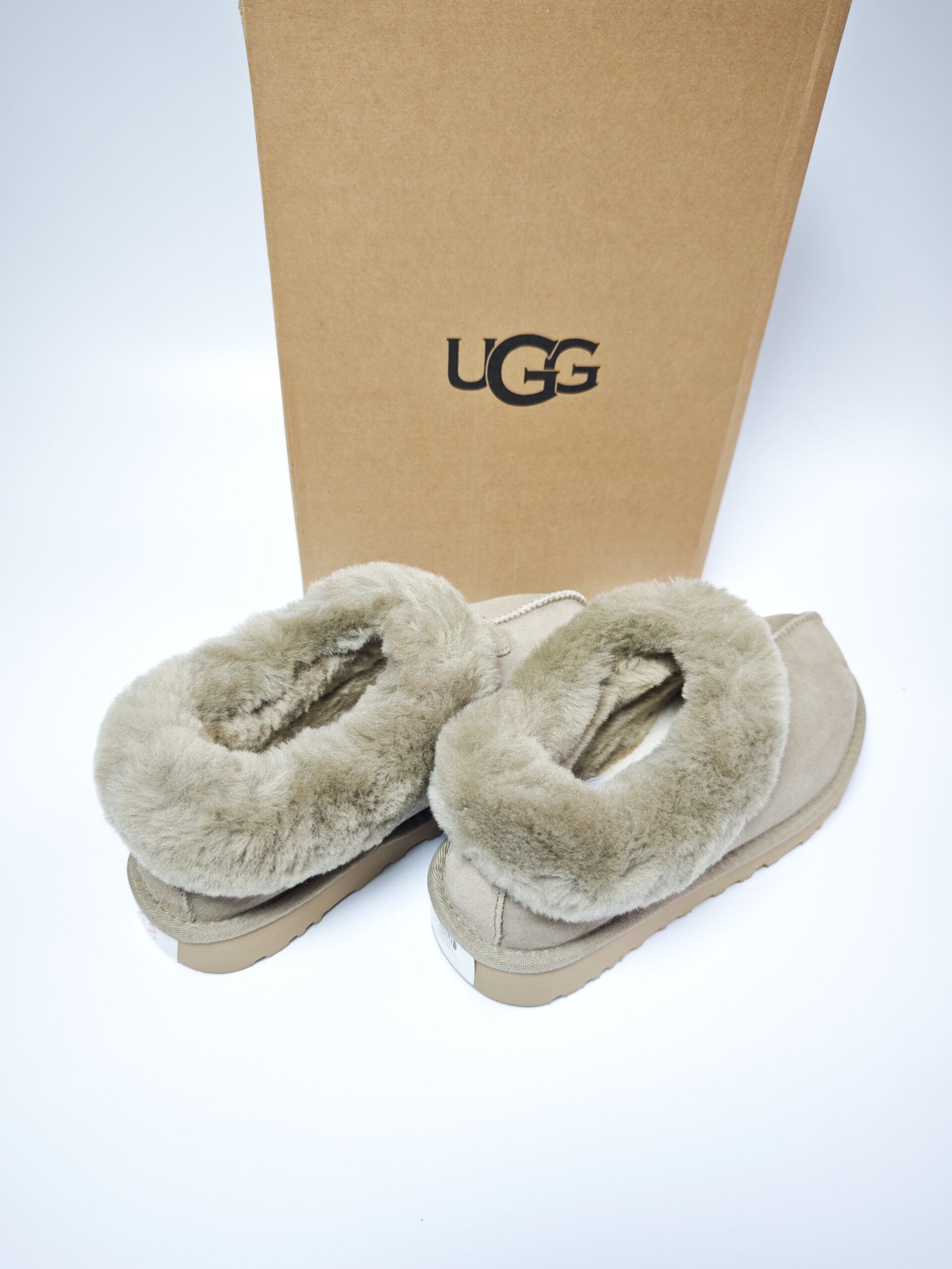 Giày boot UGG bệt cổ lông - Ảnh 6