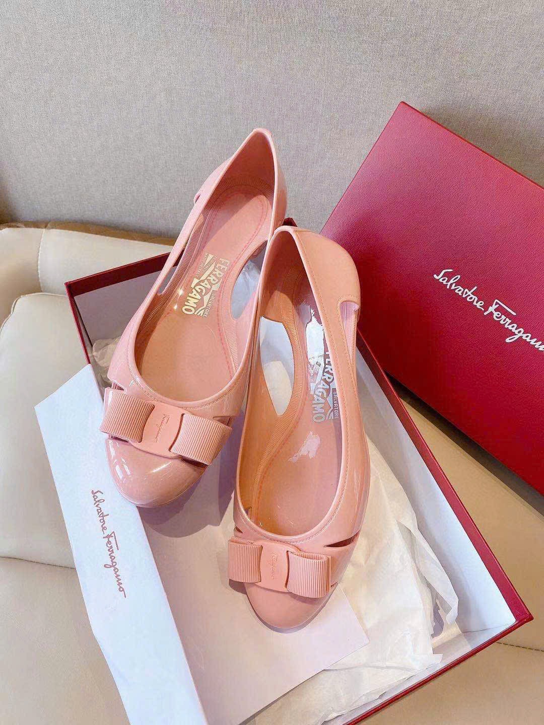 Giày búp bê Salvatore Ferragamo bệt phối nơ - Ảnh 6