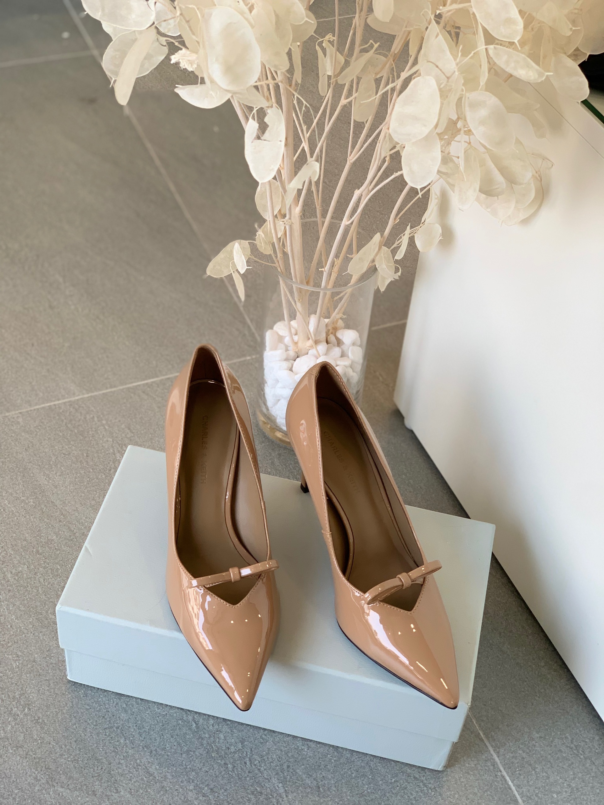 Giày cao gót CNK quai nơ - Ảnh 2